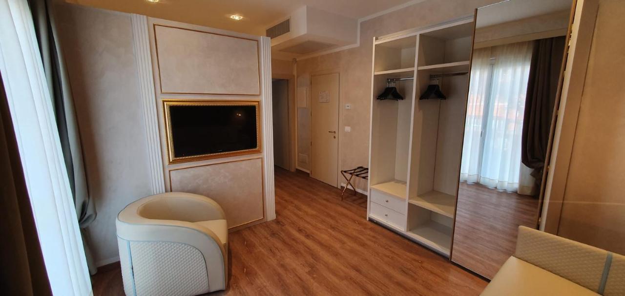 Amsterdam Suite Hotel & Spa Rimini Extérieur photo