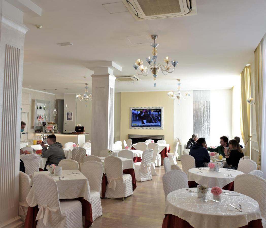 Amsterdam Suite Hotel & Spa Rimini Extérieur photo
